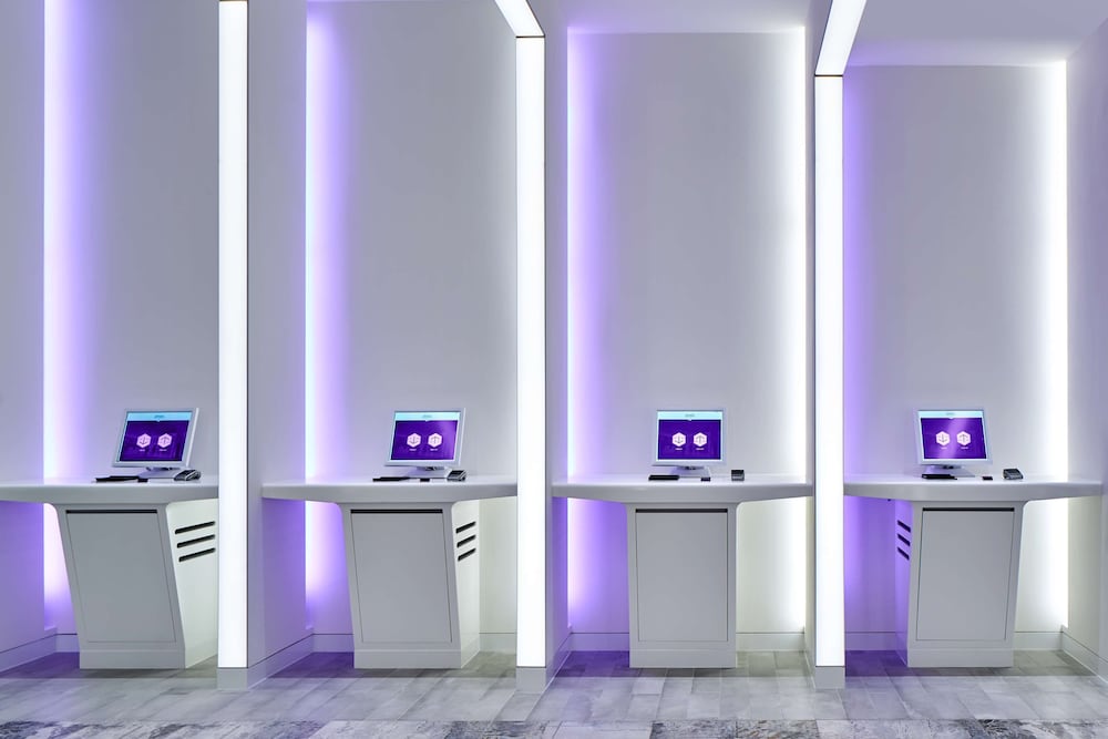YOTEL Singapore, Select by Hilton 24/49