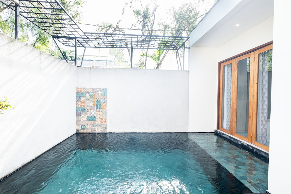 Kakul Villas & Suites 45/82