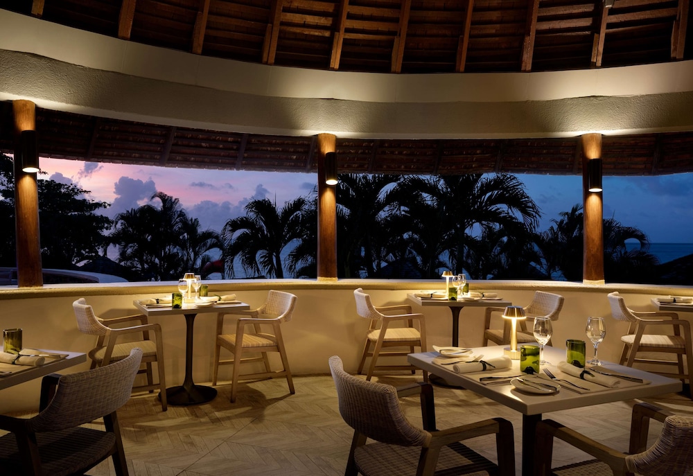 Sandals Regency La Toc Golf Resort and Spa - Adults Only 64/80
