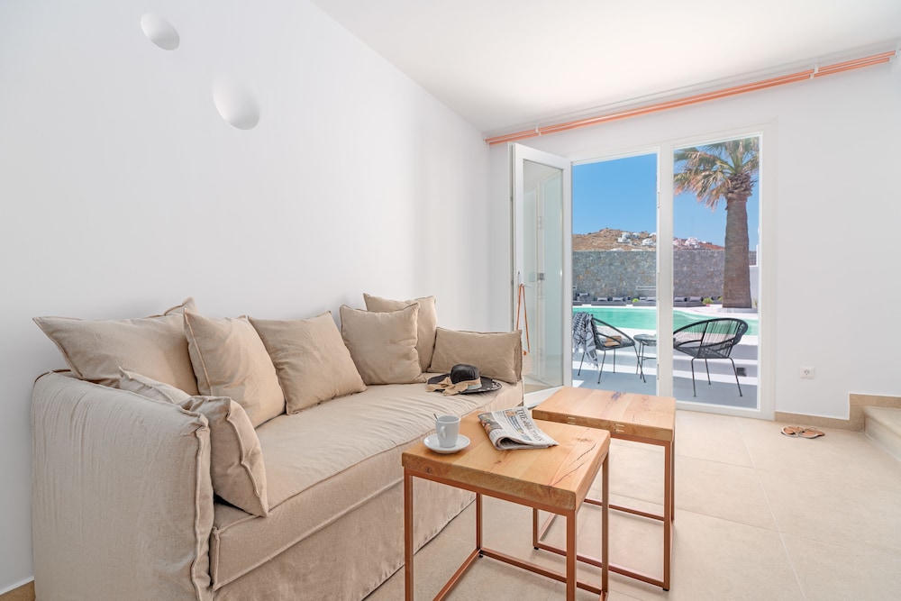 Omnia Mykonos Boutique Hotel & Suites 56/76