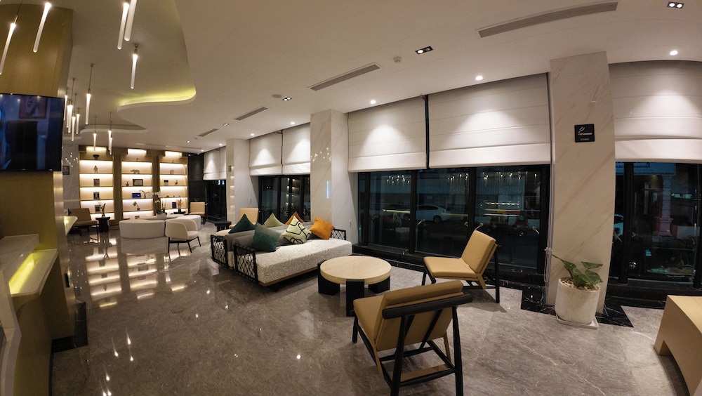Maxx Phnom Penh Downtown (By H World) 35/55