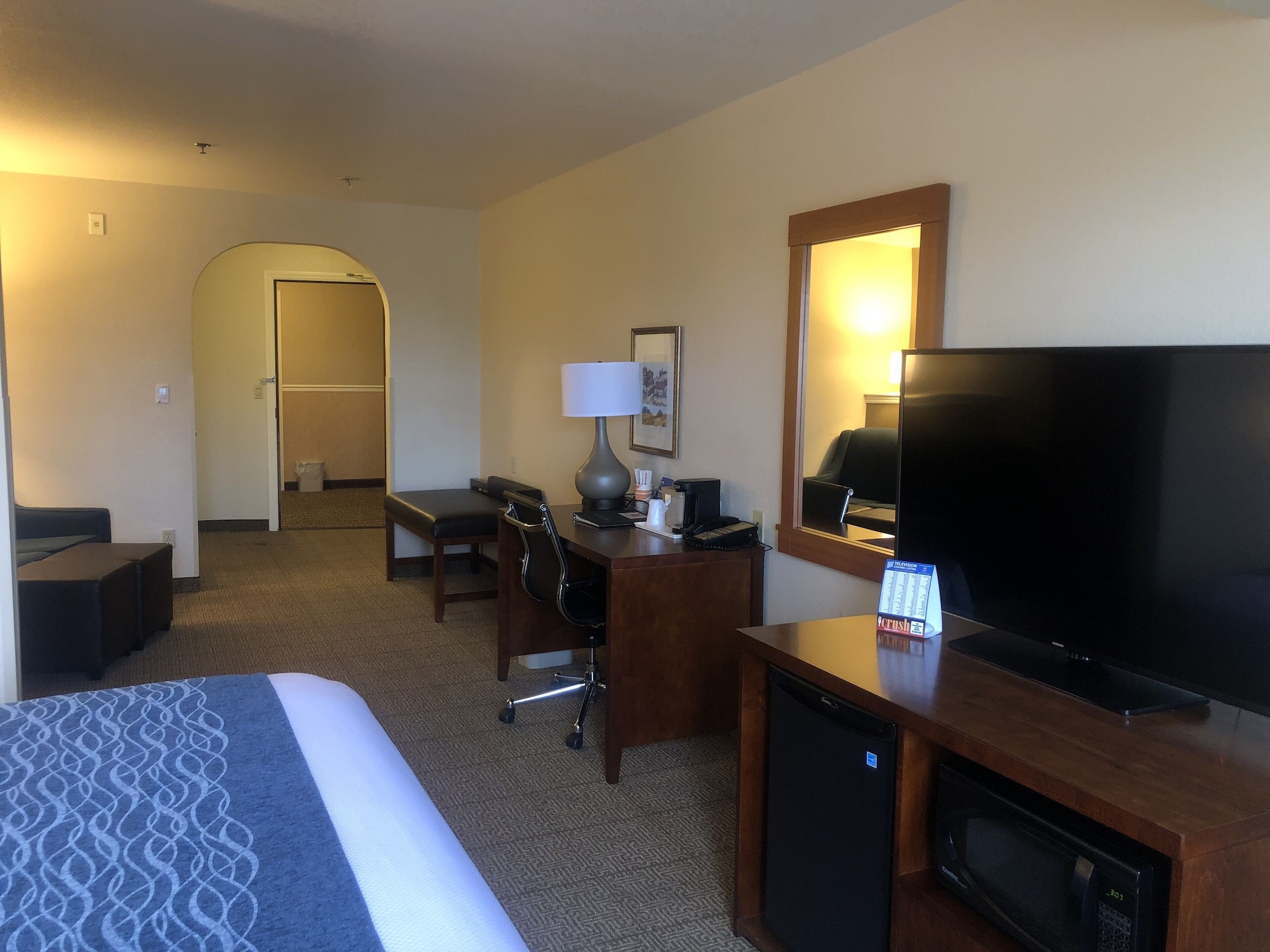 1 Bedroom, Suite, King Bed, Balcony