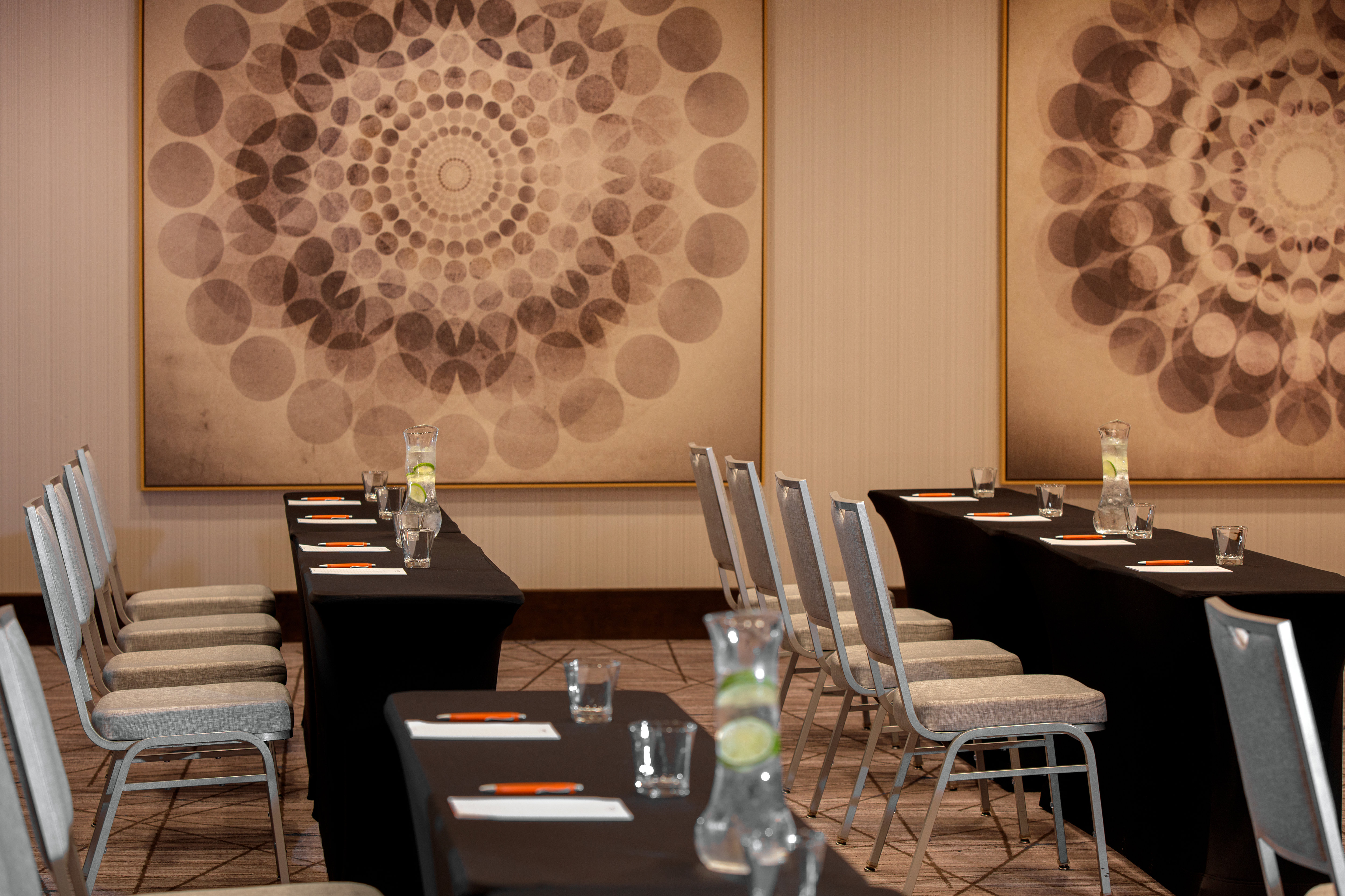 Kimpton Overland Hotel Atlanta Airport 75/80