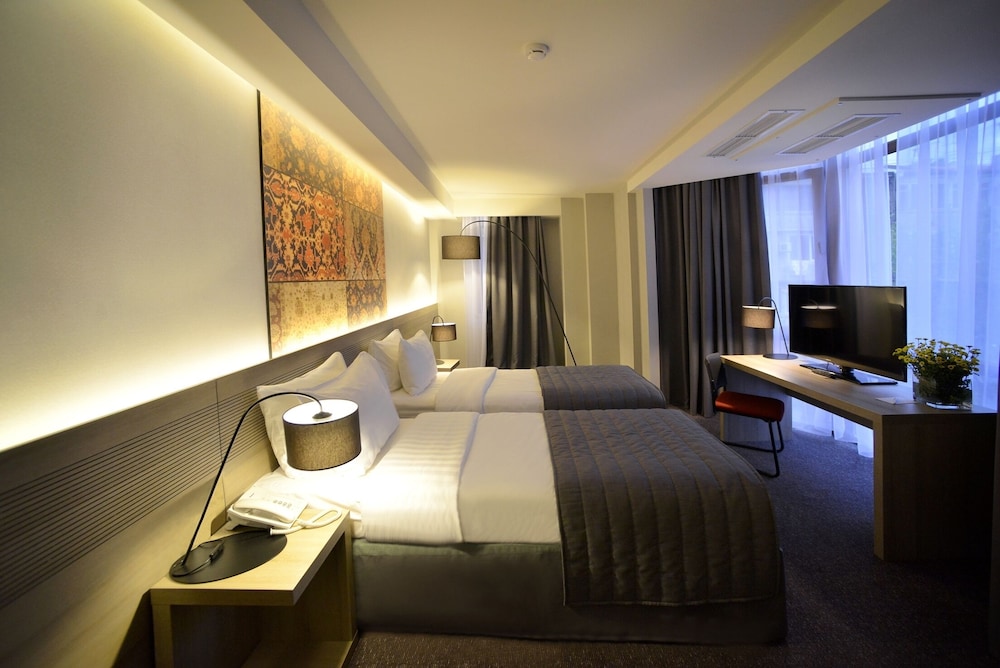 Republica Hotel Yerevan 18/31