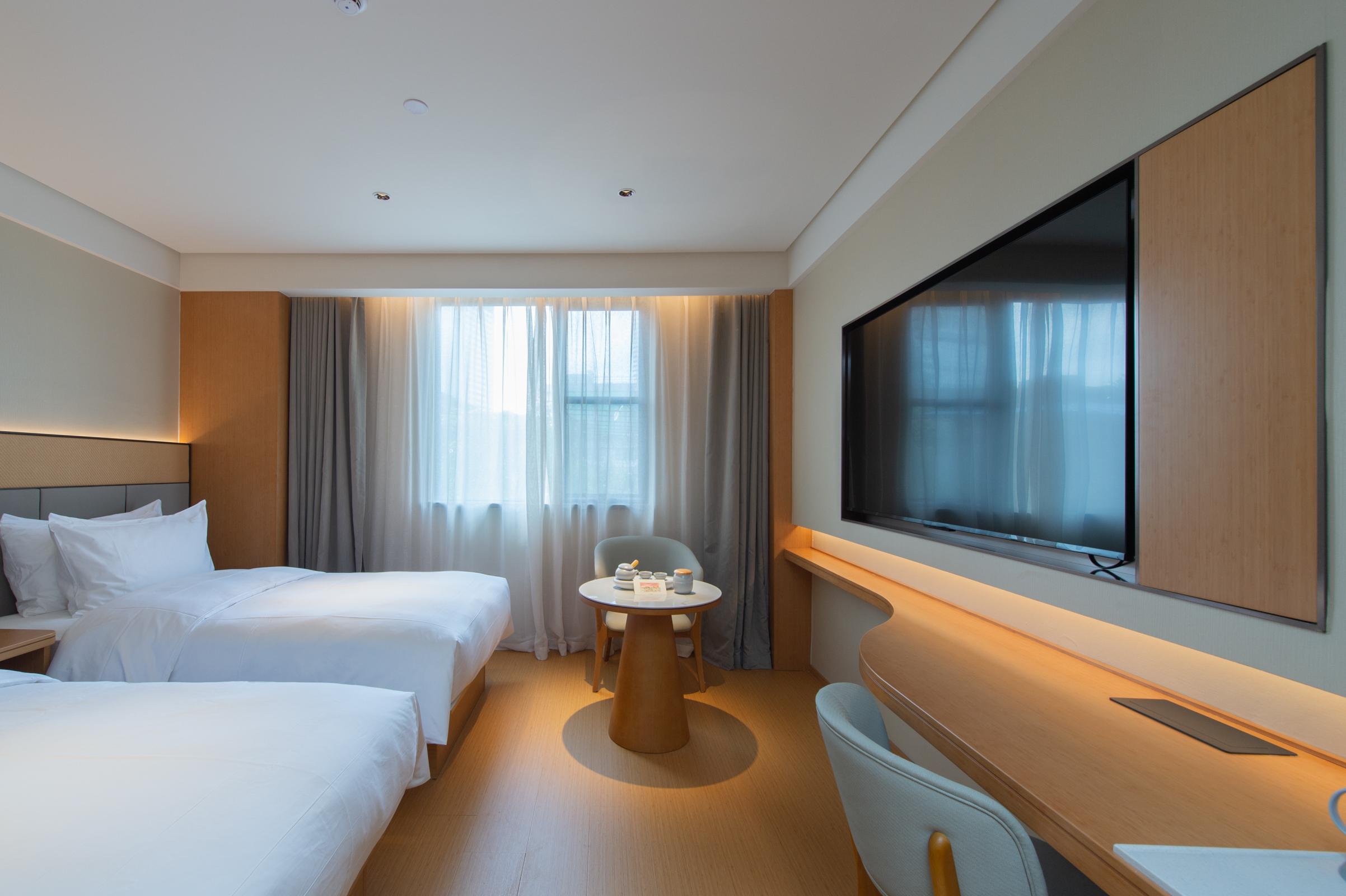 JI Hotel (Guangzhou Beijing Road Pedestrian Street Cangbian Road) 16/38