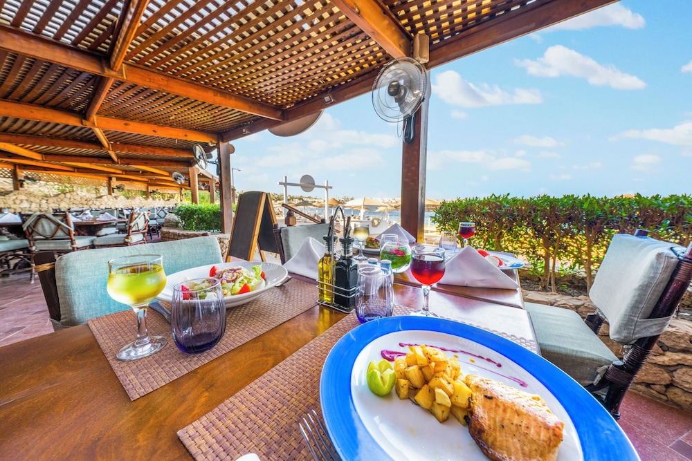 TOP Domina Coral Bay Resort 35/50