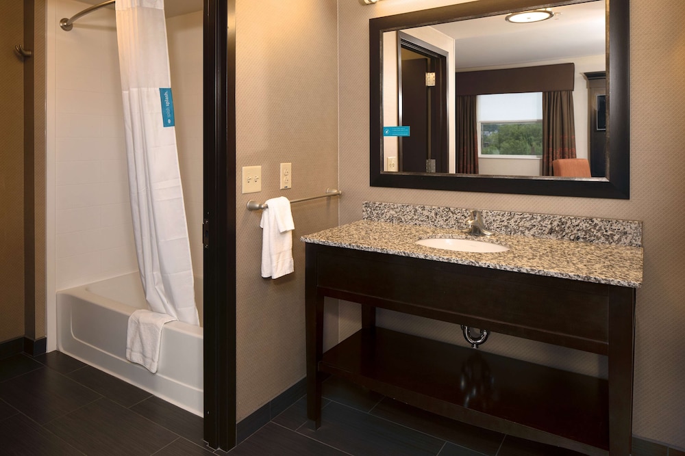 Hampton Inn Lewiston-Auburn 27/51