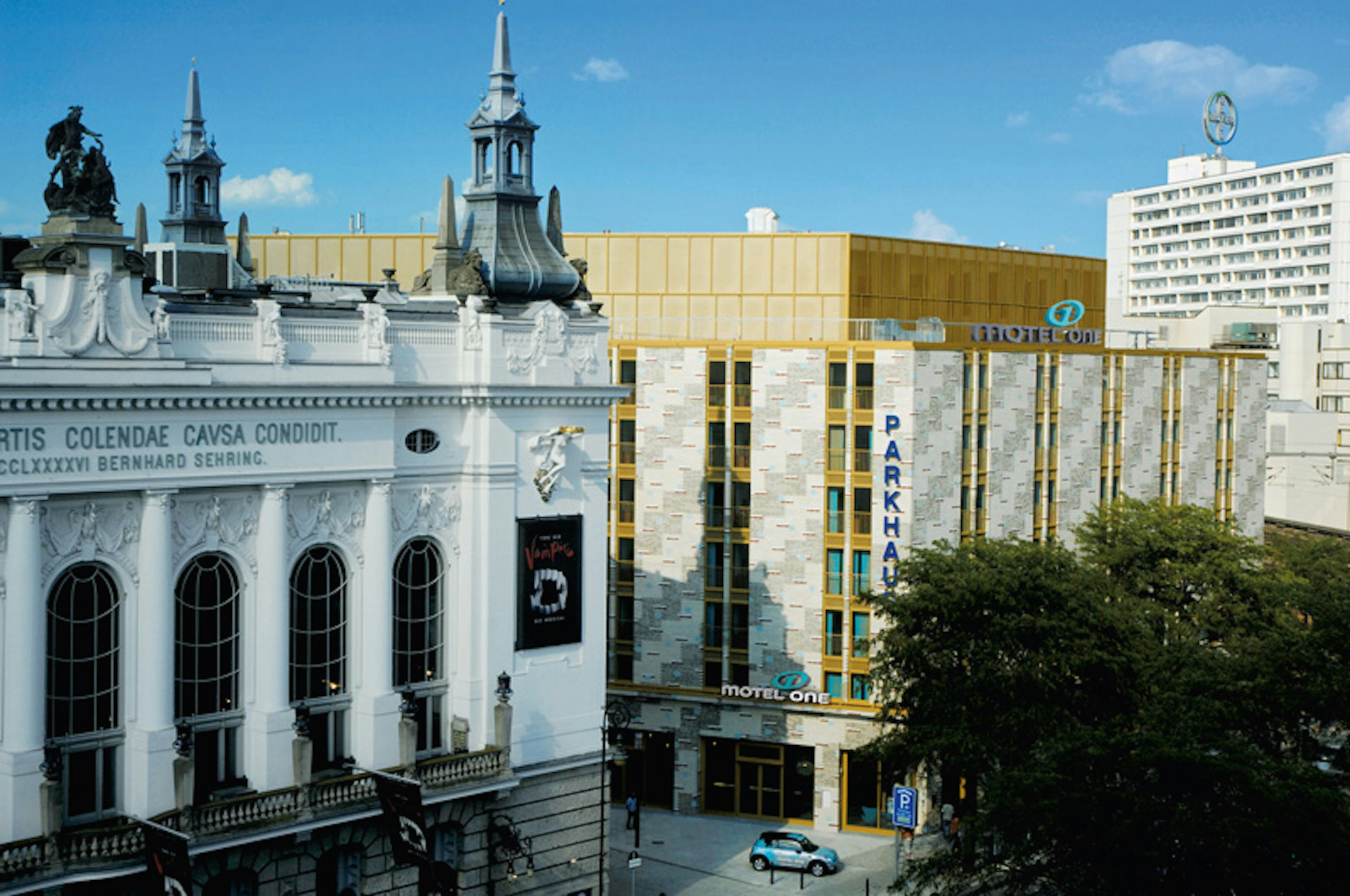 Hotel Motel One Berlin Ku Damm 2/32