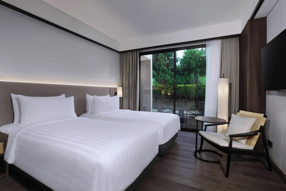 Grand Aston Puncak Hotel and Resort 6/50
