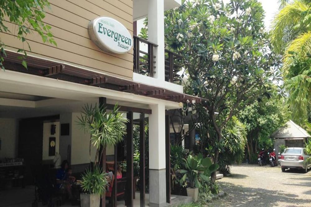 EVERGREEN RESORT 3/32