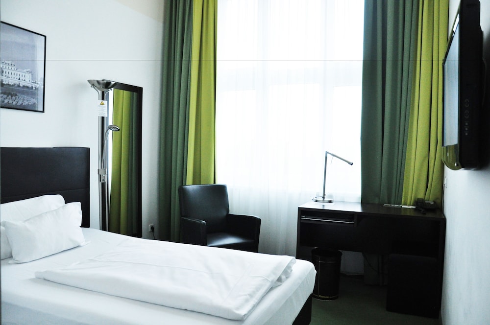 Rainers Hotel 18/68