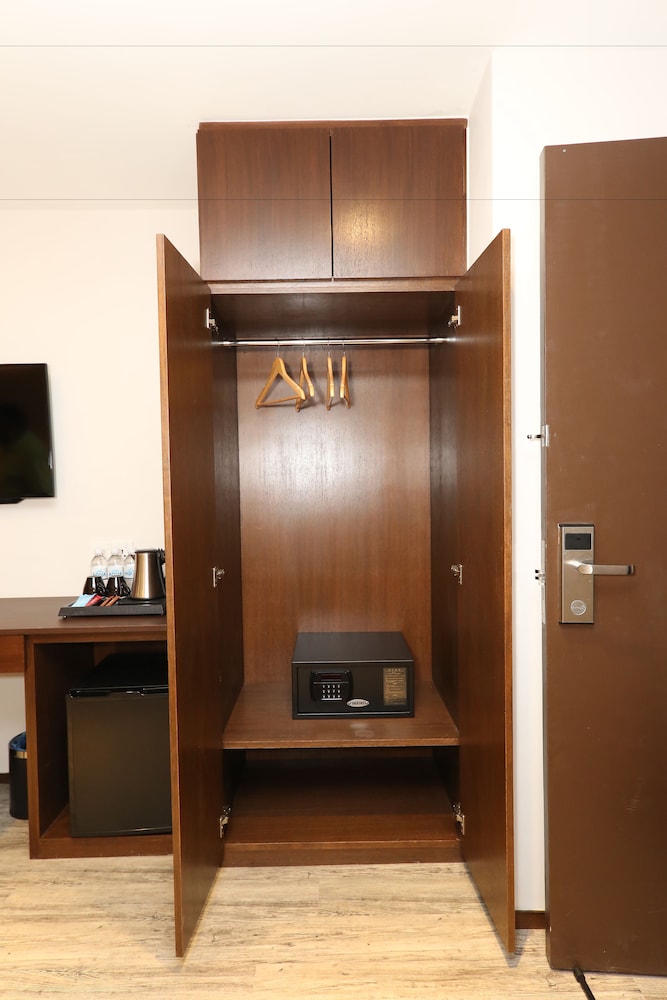 M & M Hotel Kl Sentral 29/31