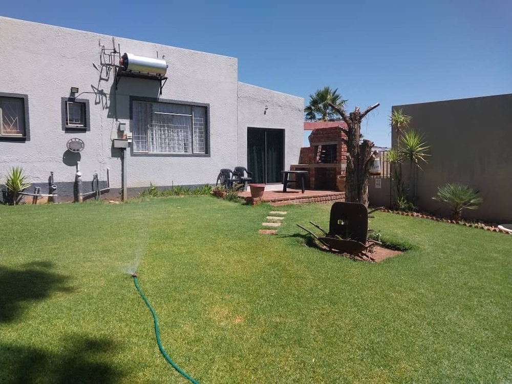 Eden Self Catering Chalets 47/50