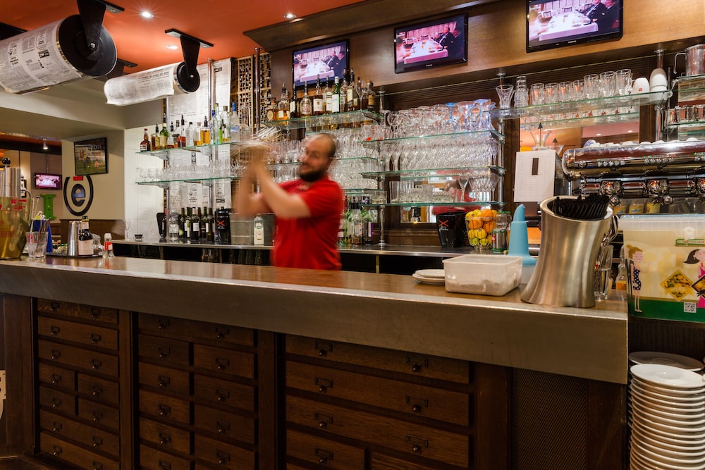 restaurant-cafeteria