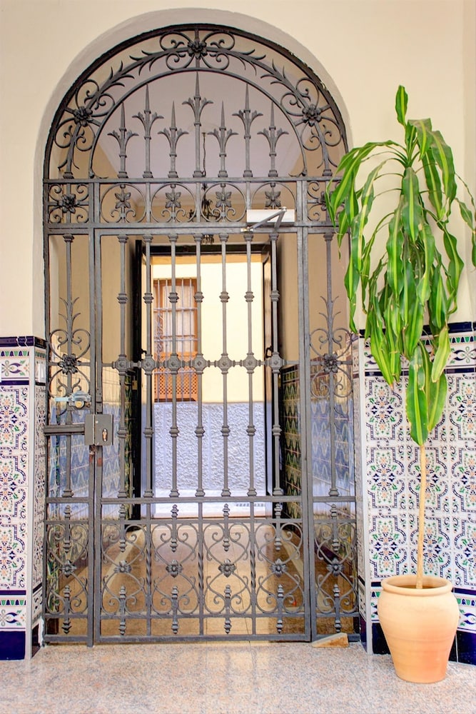 Pension Azahar 7/50