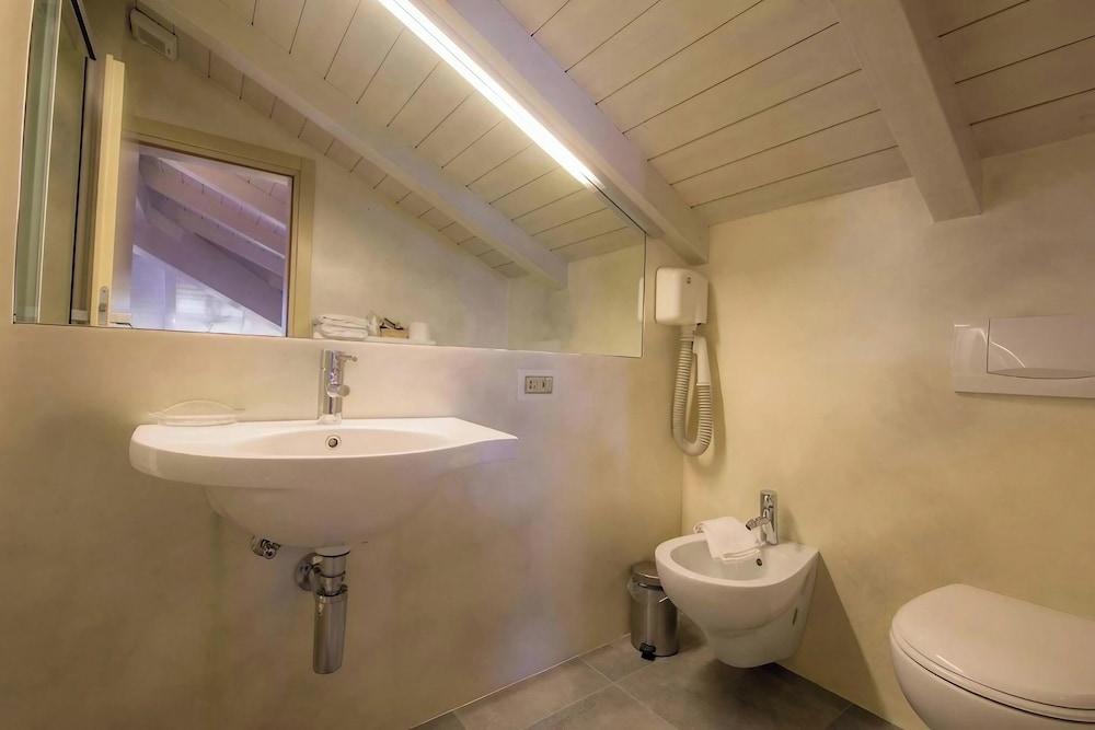 Hotel Don Ferrante 45/50