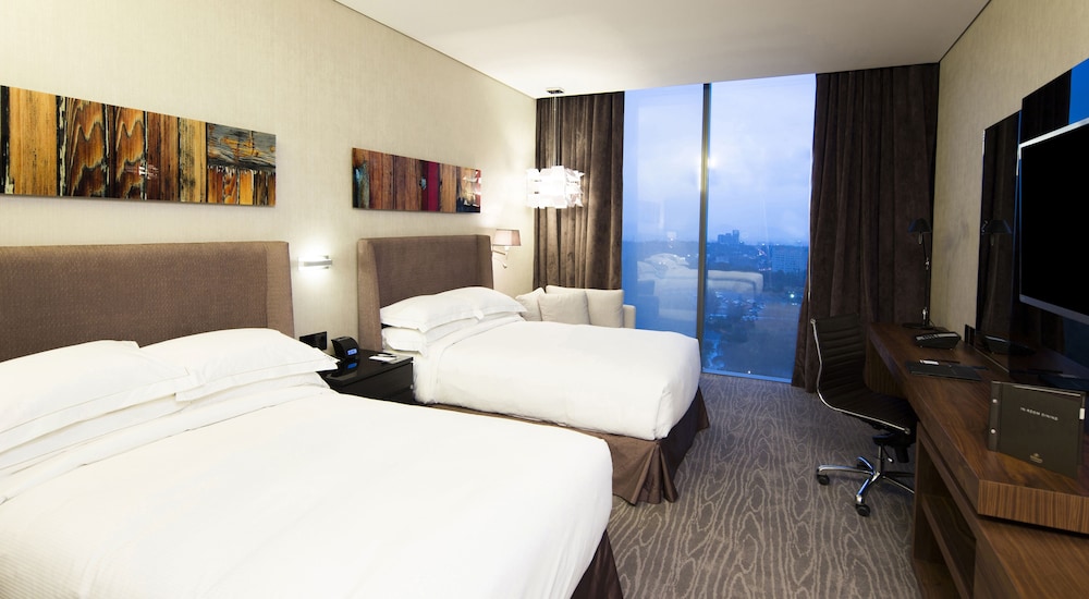 Hilton Mexico City Santa Fe 26/79