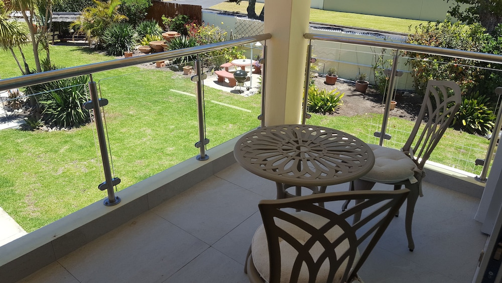 Constantia Cottages 42/50