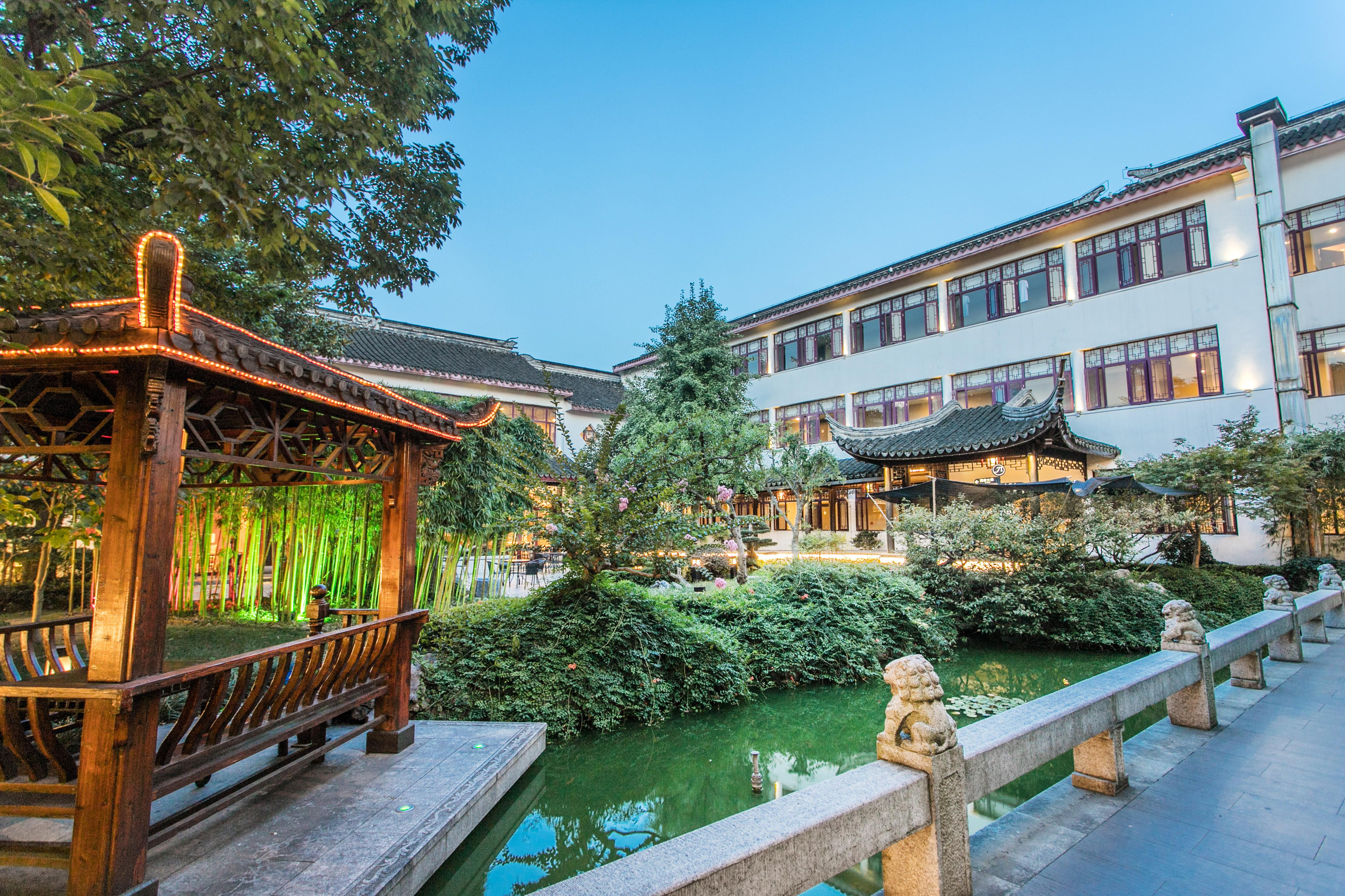 Quanji Hotel 31/32