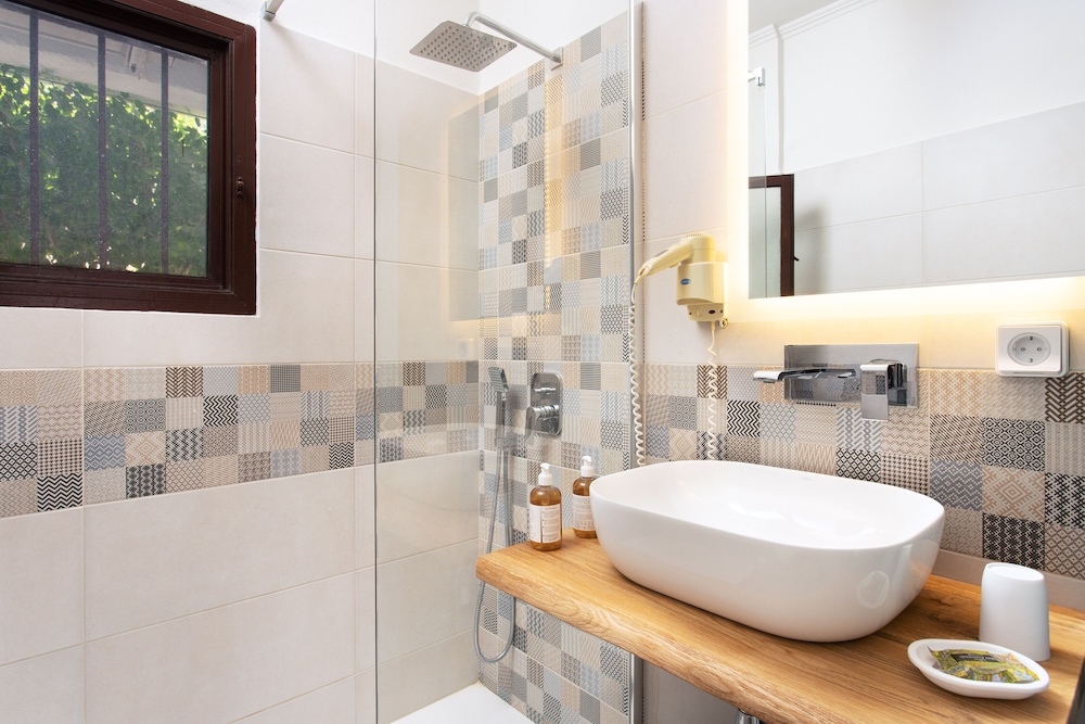 Monemvasia Green Apartments 56/60