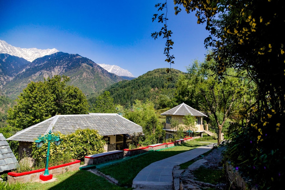Udechee Huts 29/52