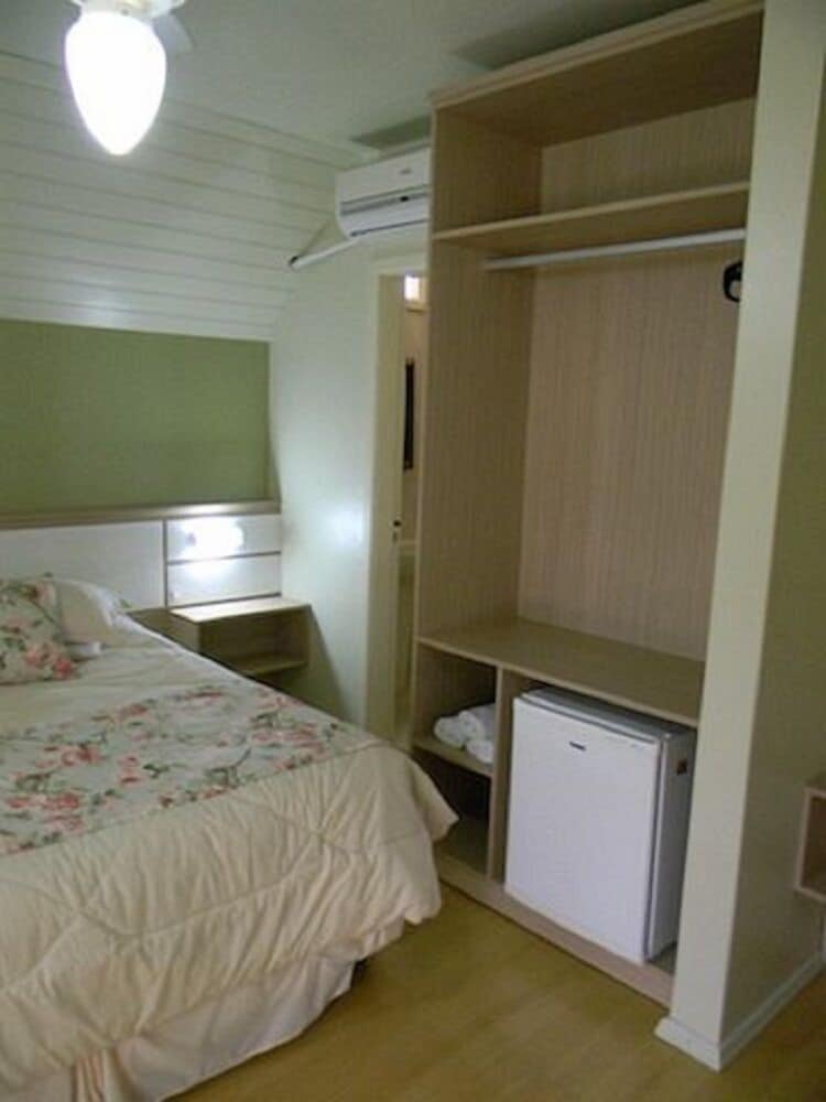 Hotel Pousada Alto da Serra 8/36