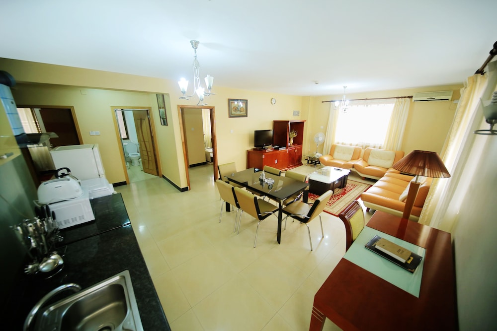 Hotel Africana 45/65