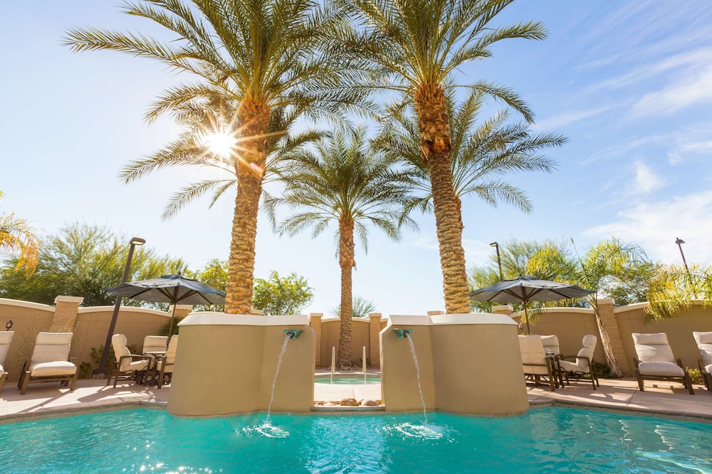 Hilton Phoenix Chandler 5/82