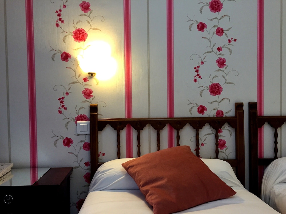 Hotel Le Clos D Alesia 20/26