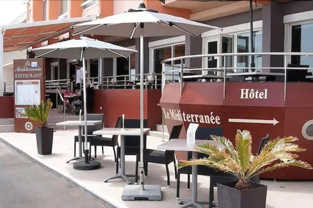 HOTEL MEDITERRANEE 1/42