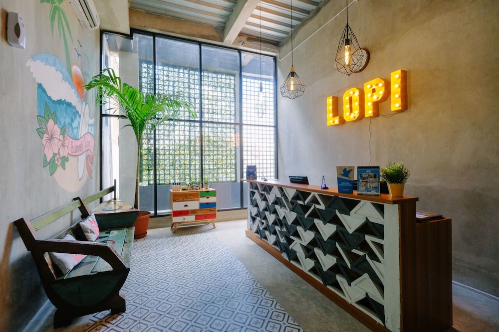 Lopi Hotel 25/36