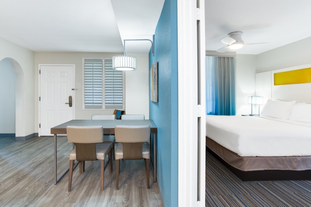Holiday Inn Resort Orlando Suites - Waterpark 62/80