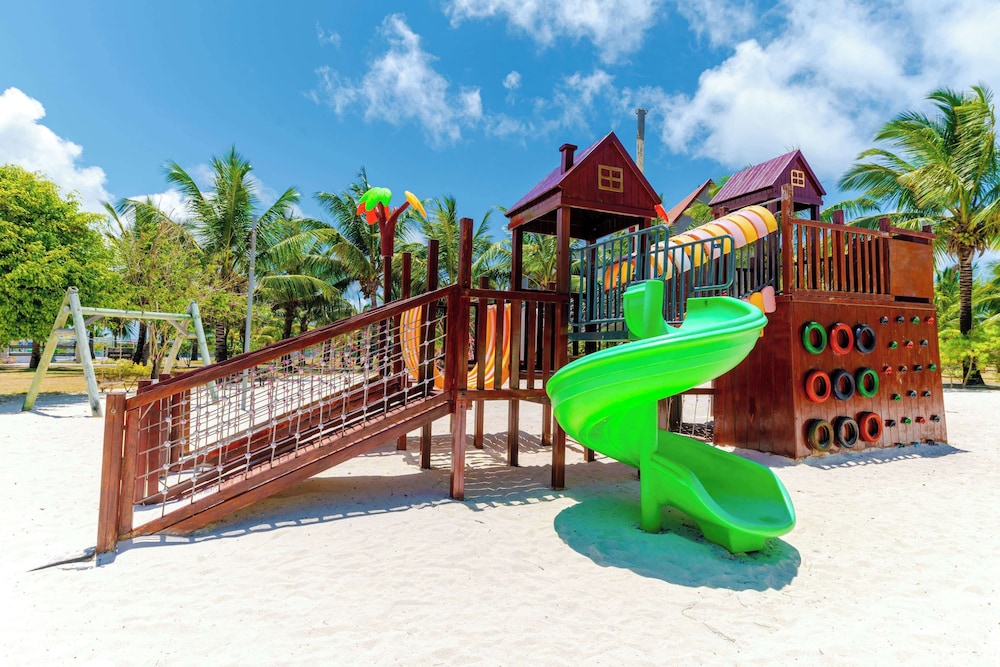 Crystals Beach Resort Belle Mare, a member of Radisson Individuals 47/56