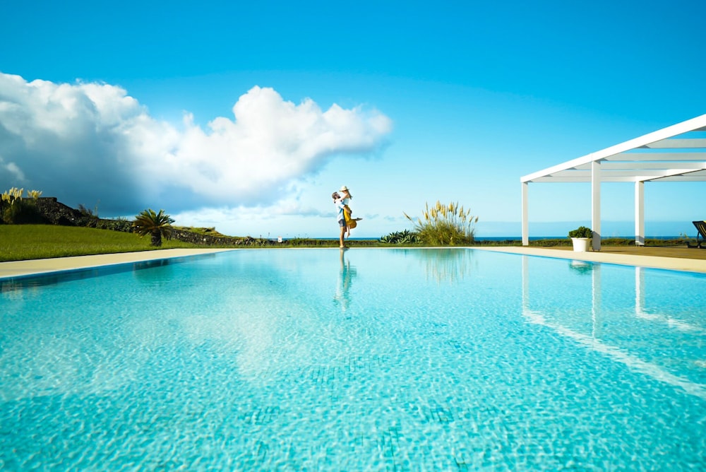 ANC Resort 60/63