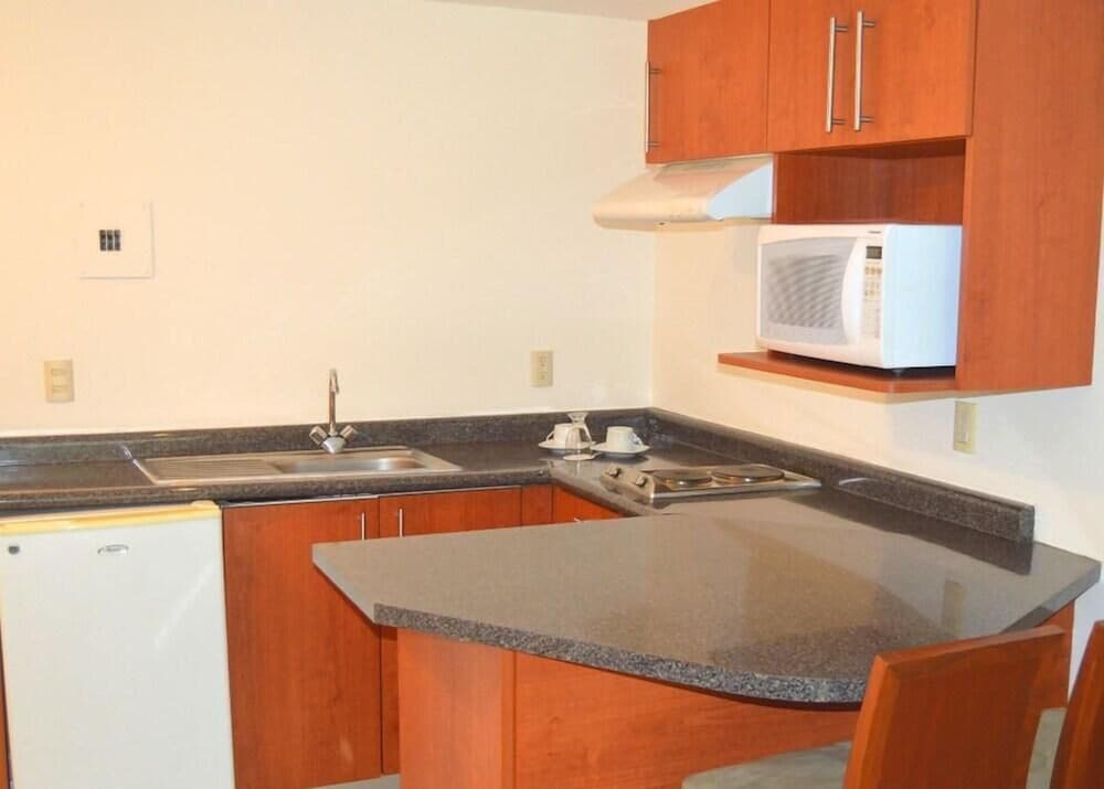 Residence L Heritage Aristoteles 140 By Bluebay Ex Suites Aristoteles 140 21/57