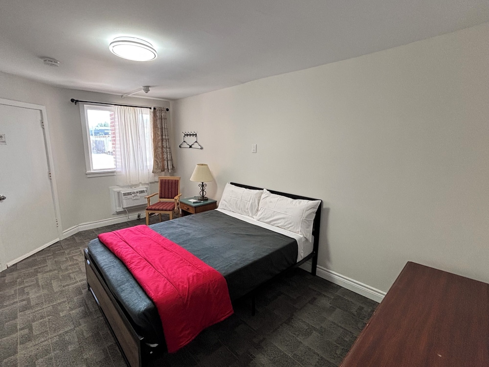 COMFORT, QUEEN BED
