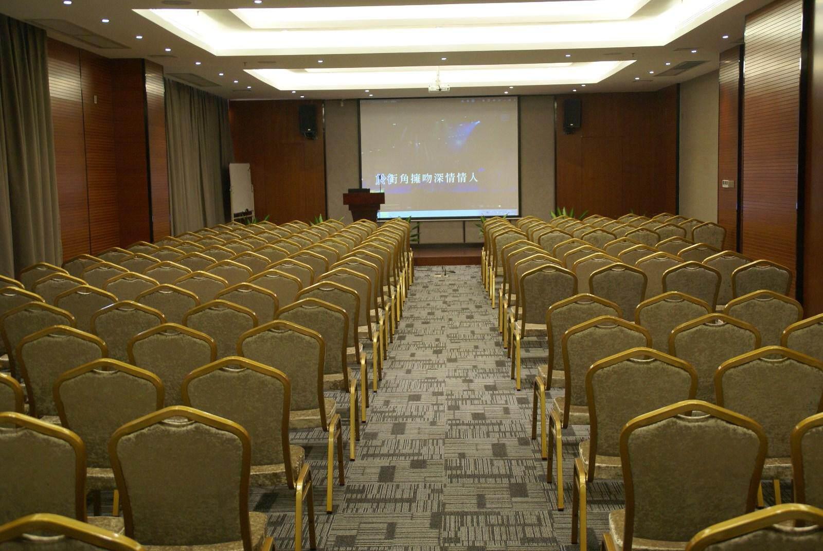 Lavande Hotel Guangzhou Science City Lianhe 52/56