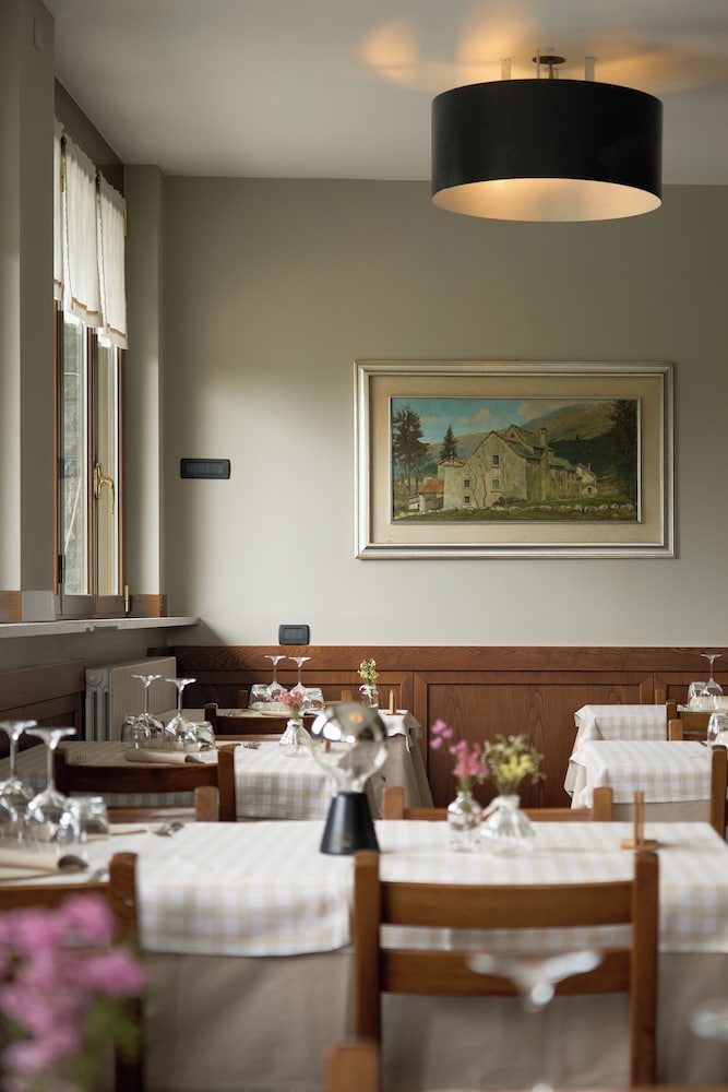 Albergo Moderno 34/50