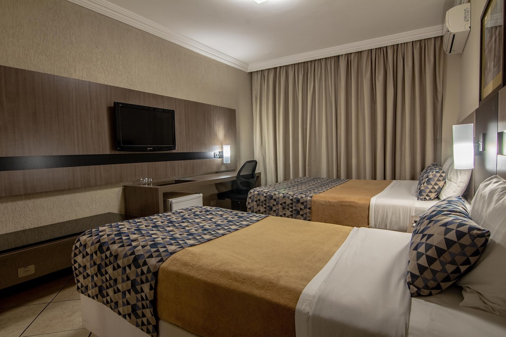 Hotel Deville Express Cascavel 11/50