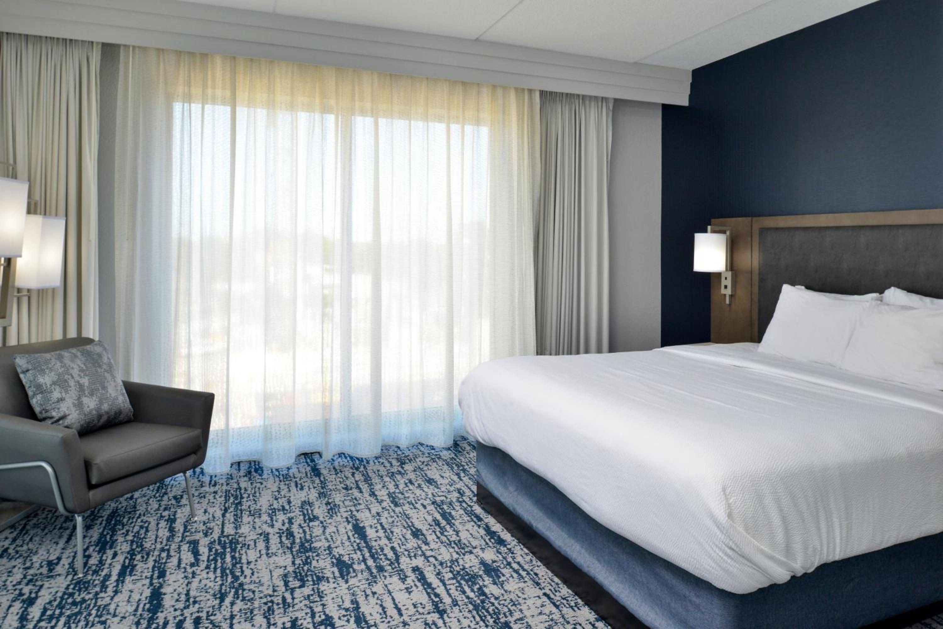 Courtyard By Marriott Wilmington Downtown Historic District