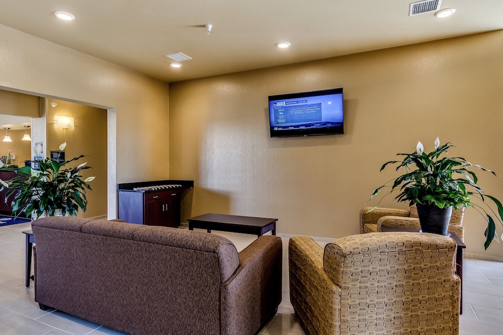 Cobblestone Inn Amp Suites Waverly 40/61