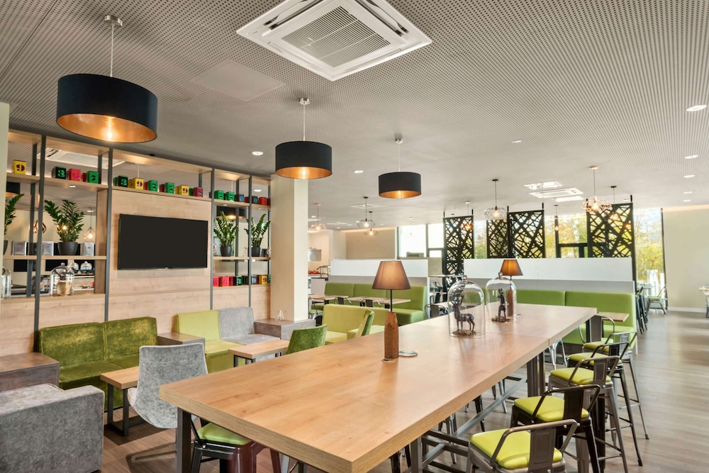 Super 8 by Wyndham Munich City North 21/30