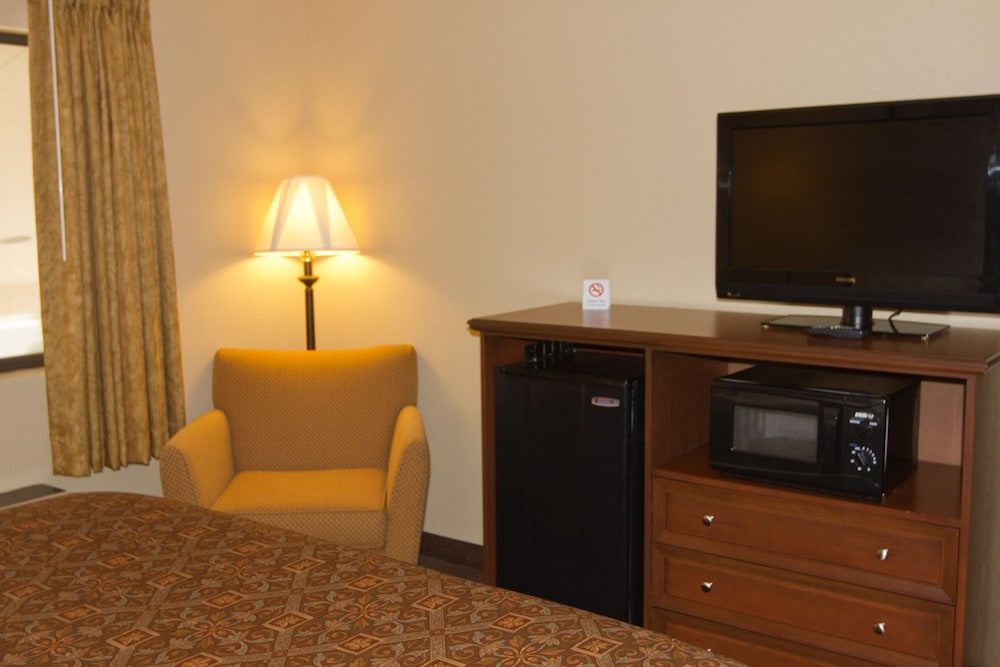 Greenstay Hotel and Suites St James 46/62