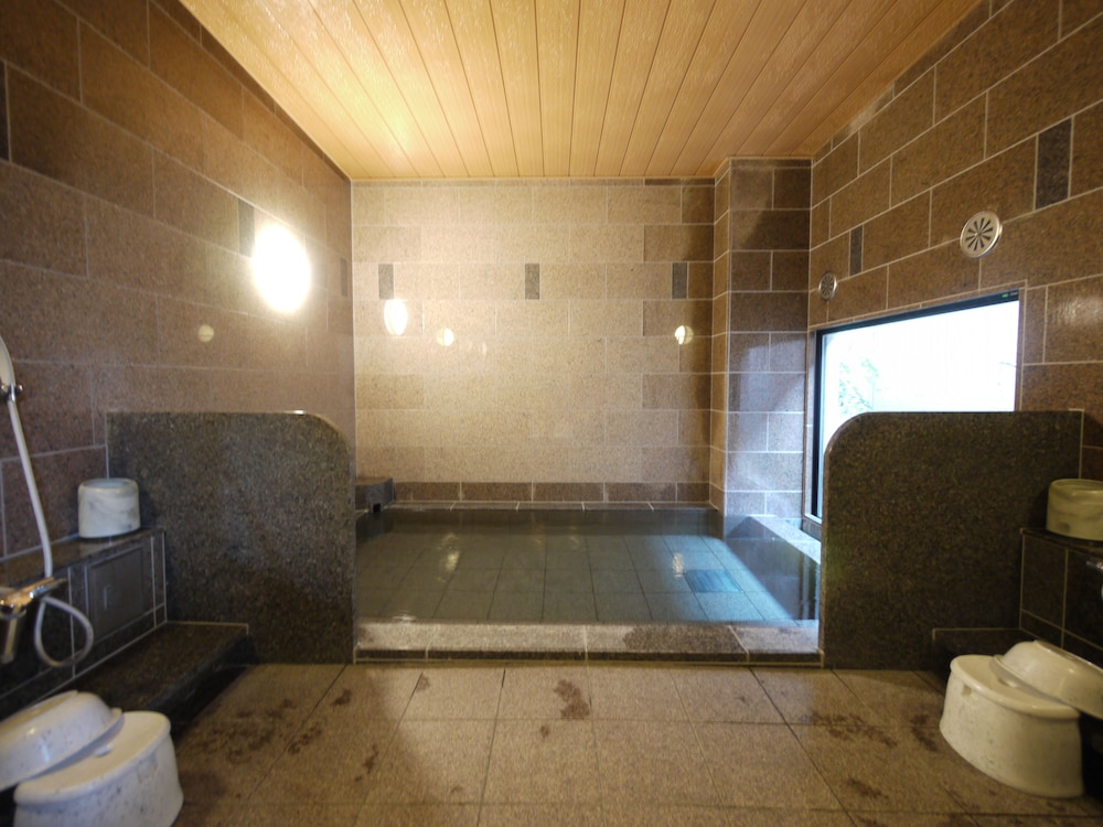 Hotel Route-Inn Ishinomaki Kanan Inter 30/36