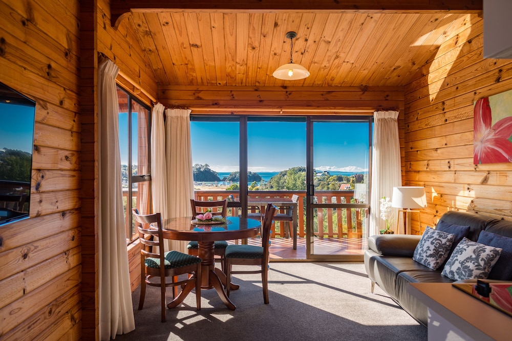 KIMI ORA ECO RESORT 43/70