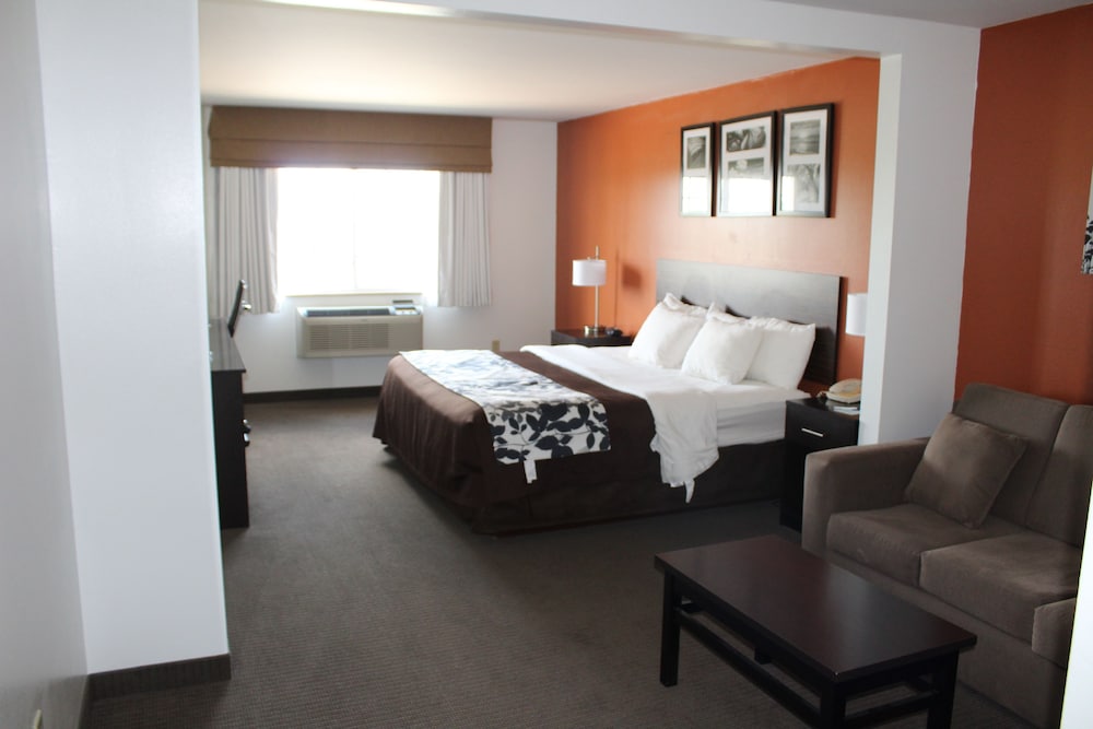 Sleep Inn & Suites North Liberty - Liberty City 16/43