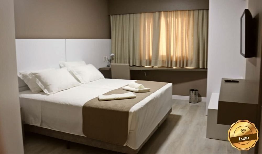 Vestena Hotel Indaial 7/23