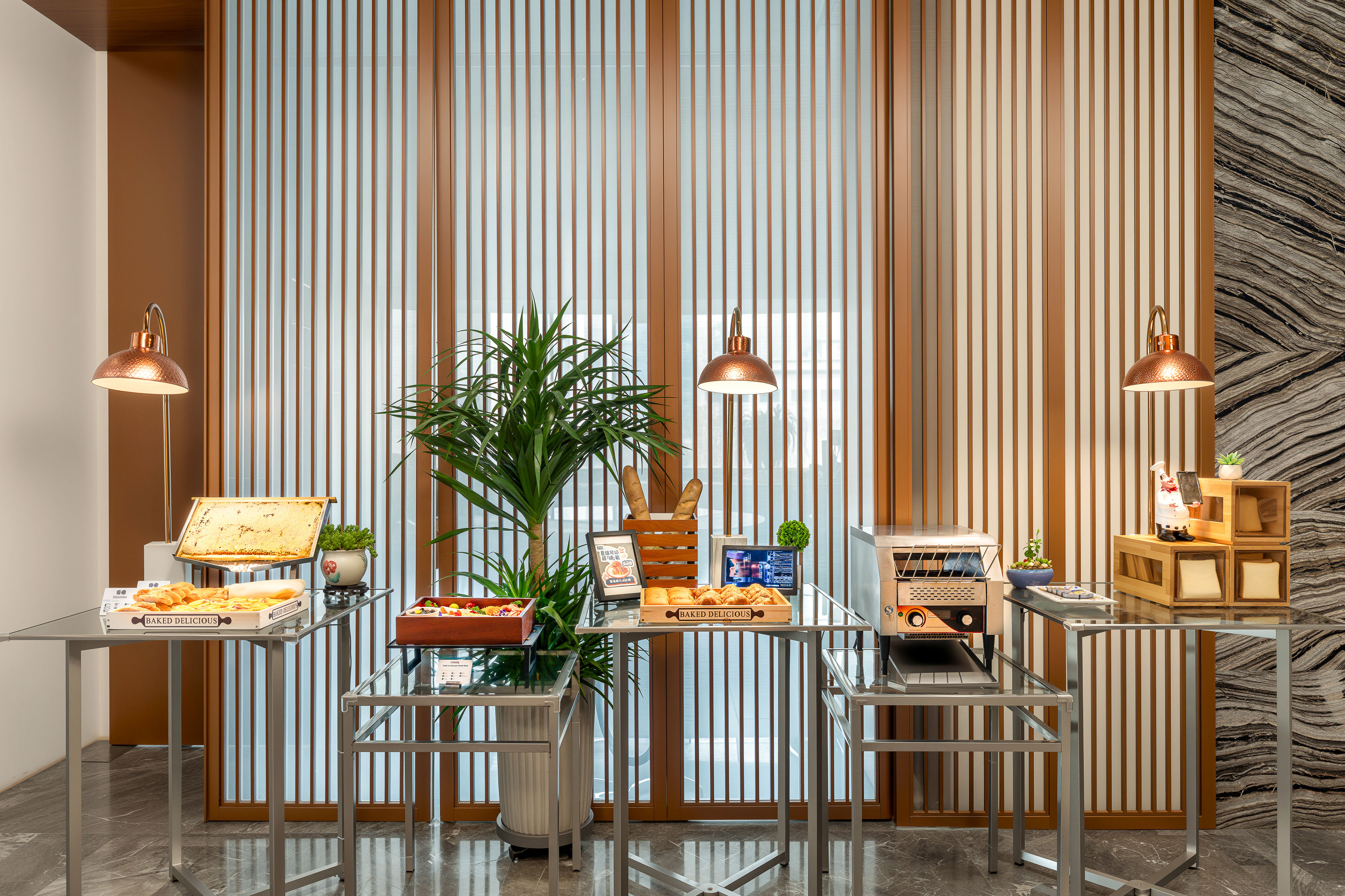 Holiday Inn Express Beijing Huacai 33/50