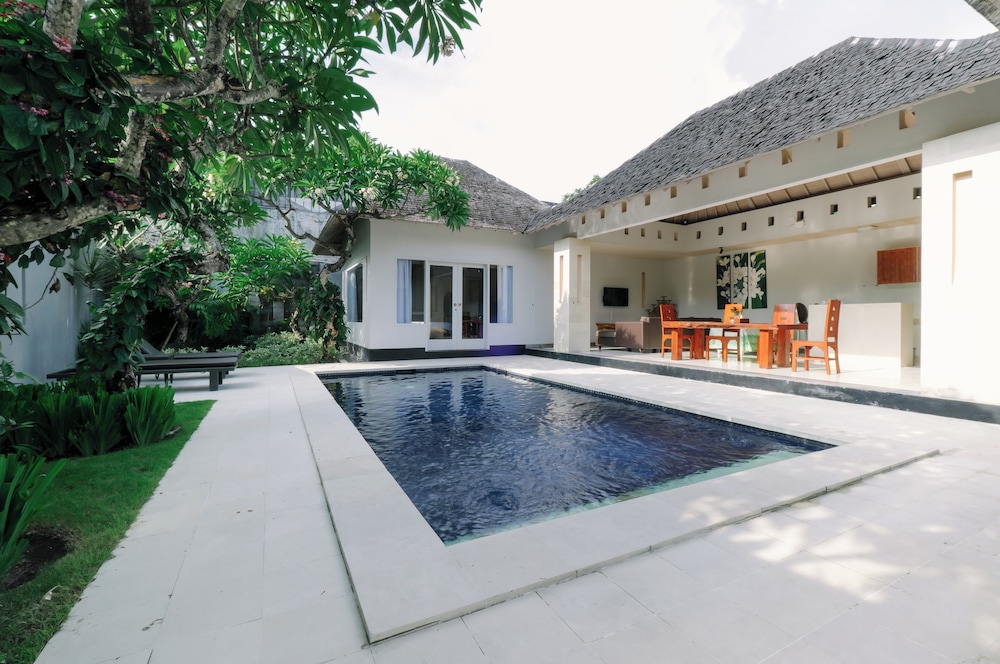 Kaisa Villas Seminyak 39/44