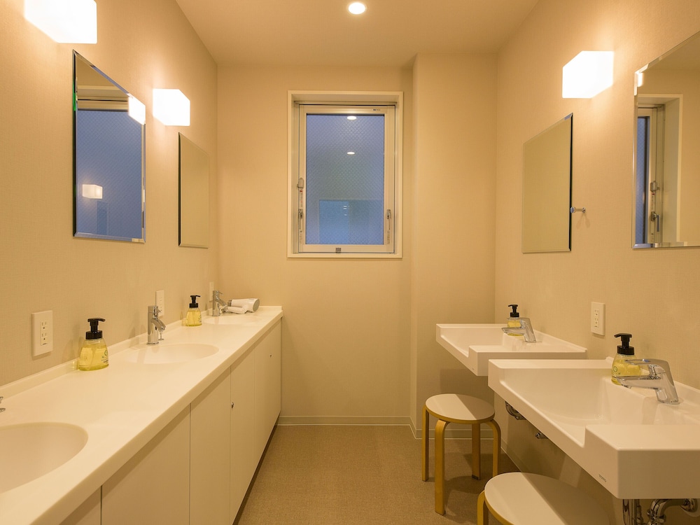 Hotel Plus Hostel SAPPORO 61/64